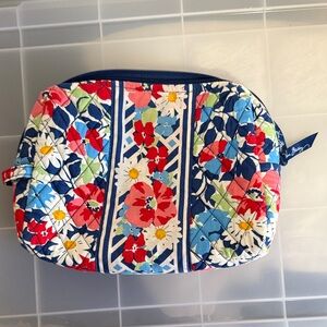 Vera Bradley Floral Cosemetic Case